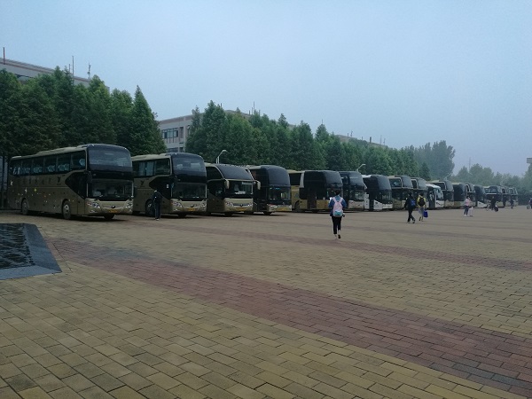 鄭州大巴車租賃:醉漢大巴吸煙被阻止,毆打大巴司機釀事故http://www.gzsndk.com/